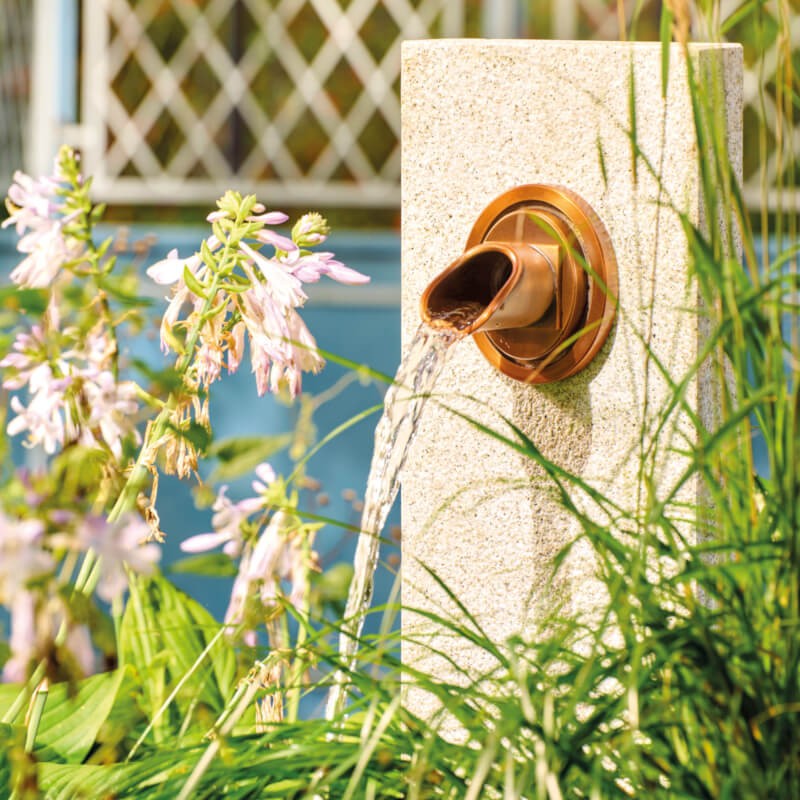 Wall Spout Circle Copper na płycie aranżacyjnej [kamień]