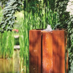 fontanna Oase wśód trzcin